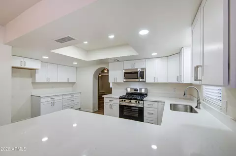 206 W Sunland Ave, Phoenix, AZ 85041