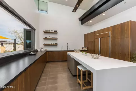Kitchen - 10322 E Thatcher Ave, Mesa, AZ 85212 photo 10 of 10