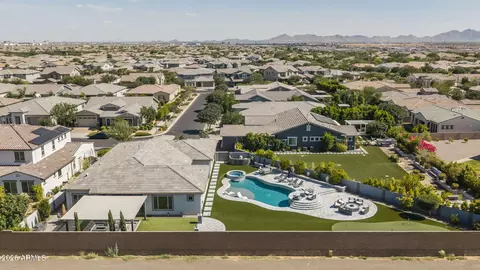 View/Area - 10322 E Thatcher Ave, Mesa, AZ 85212 photo 2 of 13