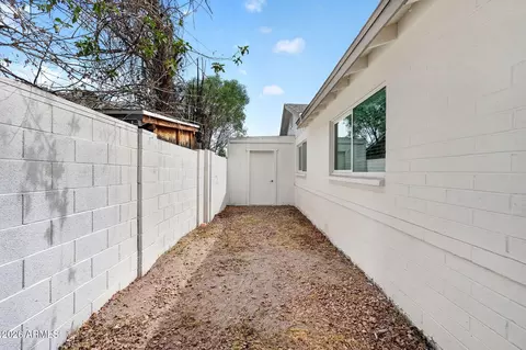 Exterior - 122 E Garfield St, Tempe, AZ 85288 photo 11 of 12