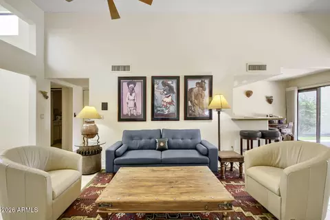 Living - 3029 E Claremont Ave, Phoenix, AZ 85016 photo 2 of 4