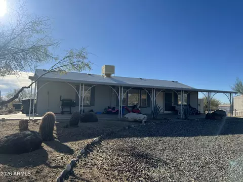 27193 S Bullard Dr S, Congress, AZ 85332