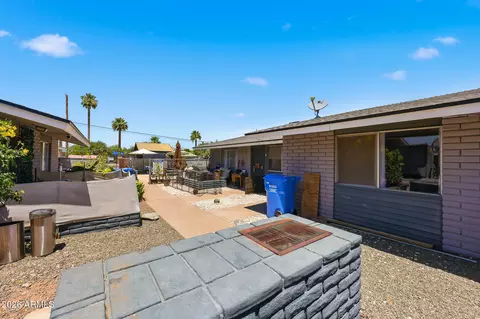 1313 N 48th St, Phoenix, AZ 85008