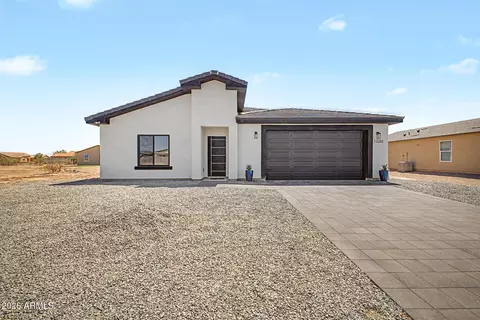 10094 W Mission Dr, Arizona City, AZ 85123
