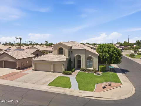 View/Area - 1894 E Mineral Rd, Gilbert, AZ 85234 photo 2 of 9