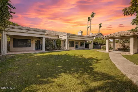 Exterior - 1837 E Monarch Bay Dr, Gilbert, AZ 85234 photo 4 of 5