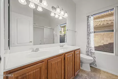Bath - 1837 E Monarch Bay Dr, Gilbert, AZ 85234 photo 4 of 6