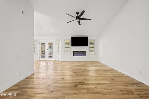 Living - 5526 Evergreen St, Mesa, AZ 85205 photo 6 of 9