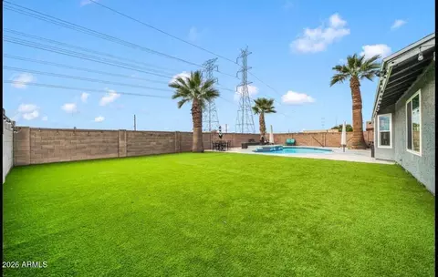 8915 W Las Palmaritas Dr, Peoria, AZ 85345