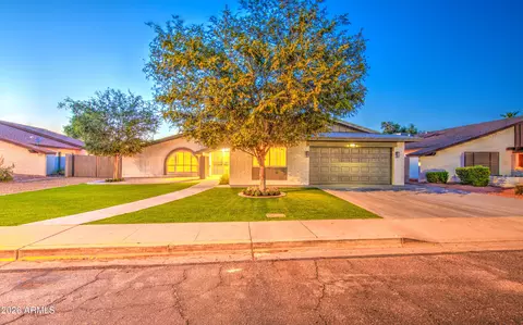 1704 W Kiowa Ave, Mesa, AZ 85202