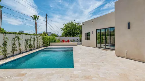8331 E Malcomb Dr, Scottsdale, AZ 85250