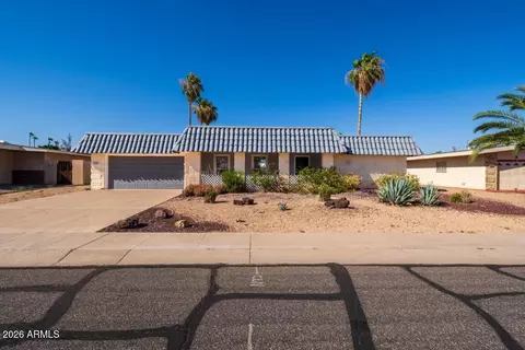 10706 W Pinion Ln, Sun City, AZ 85373