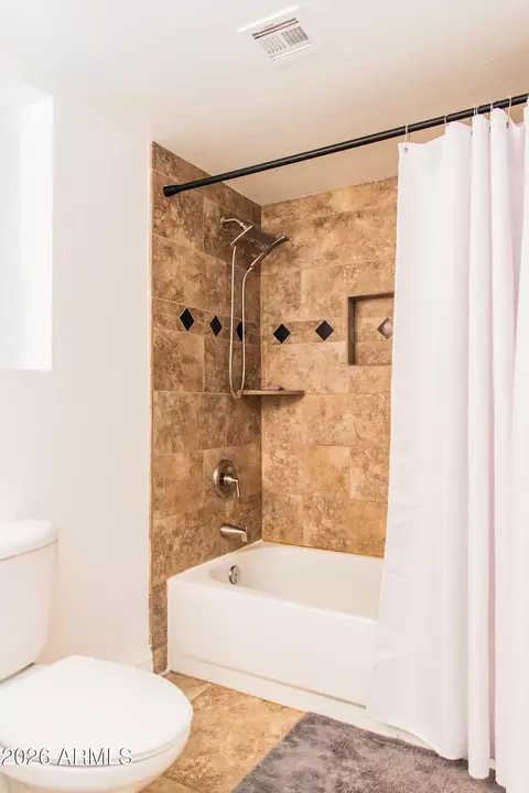 Bath - 1326 E Mclellan Rd, Mesa, AZ 85203 photo 5 of 6