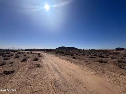 NNN 358th Avenue #-, Tonopah, AZ 85354