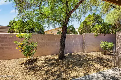 Exterior - 1414 E Grovers Ave #5, Phoenix, AZ 85022 photo 5 of 5