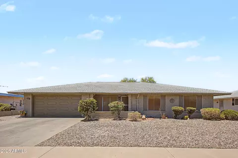 14044 N Lakeforest Dr, Sun City, AZ 85351