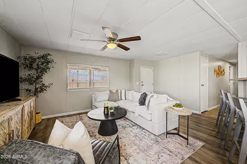 1753 S 77th St, Mesa, AZ 85209