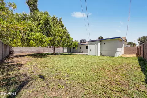 Exterior - 1013 E Vermont Ave, Phoenix, AZ 85014 photo 5 of 6