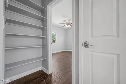 Entry Way - 1013 E Vermont Ave, Phoenix, AZ 85014 photo 2 of 2