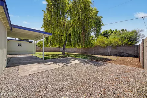 Exterior - 1013 E Vermont Ave, Phoenix, AZ 85014 photo 2 of 6