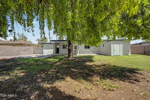 Exterior - 1013 E Vermont Ave, Phoenix, AZ 85014 photo 4 of 6
