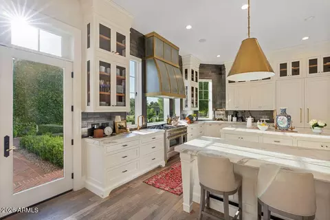 Kitchen - 2747 E Haymore Ct, Gilbert, AZ 85298 photo 7 of 31
