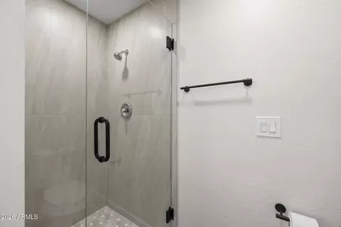 Bath - 14418 S 40th Pl, Phoenix, AZ 85044 photo 3 of 3