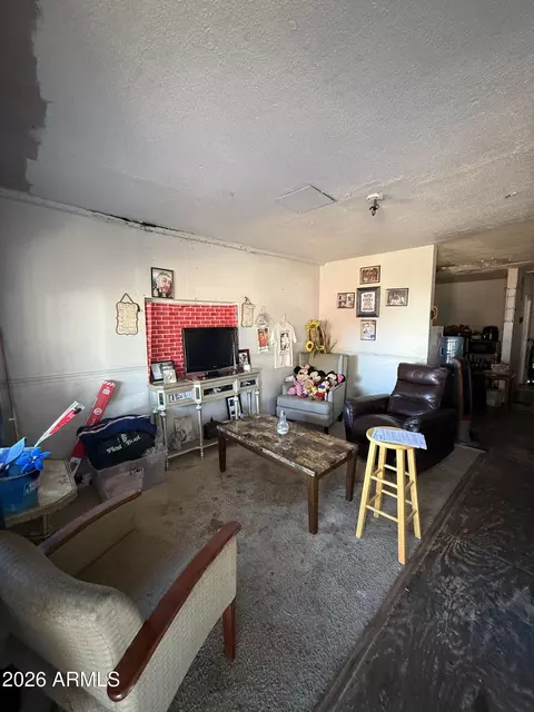 Living - 1109 W Apache St, Phoenix, AZ 85007 photo 1 of 2