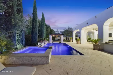 Exterior - 2748 E Warbler Rd, Gilbert, AZ 85297 photo 3 of 6
