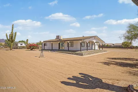 1641 N Plaza Dr, Apache Junction, AZ 85120