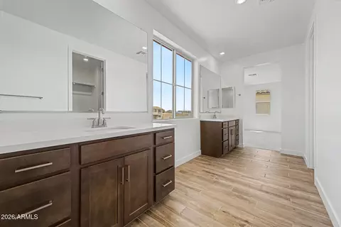 Entry Way - 2277 S Jeffry St, Gilbert, AZ 85295 photo 2 of 2
