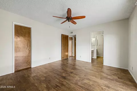 Bedroom - 2021 W Myrtle Ave, Phoenix, AZ 85021 photo 1 of 2