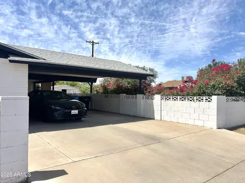 Exterior - 3314 N 80th Ln, Phoenix, AZ 85033 photo 2 of 7
