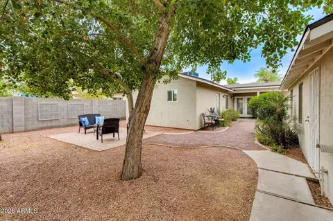 Exterior - 1714 E Roma Ave, Phoenix, AZ 85016 photo 7 of 9