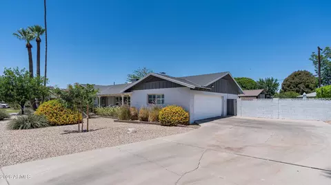 3252 E Glenrosa Ave, Phoenix, AZ 85018 photo 15