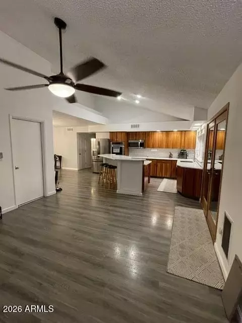 3164 W Meadow Dr, Phoenix, AZ 85053