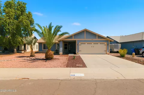 902 W Sequoia Dr, Phoenix, AZ 85027