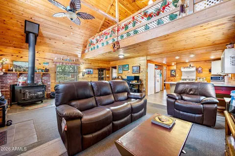 Living - 2118 Bluejay Rd, Overgaard, AZ 85933 photo 2 of 2