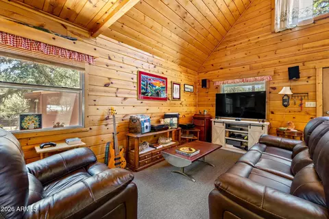 Living - 2118 Bluejay Rd, Overgaard, AZ 85933 photo 1 of 2
