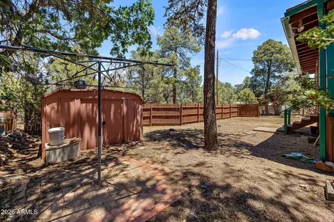Exterior - 2118 Bluejay Rd, Overgaard, AZ 85933 photo 6 of 8