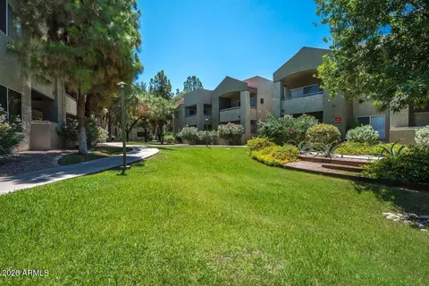 Exterior - 1295 N Ash St #421, Gilbert, AZ 85233 photo 3 of 4