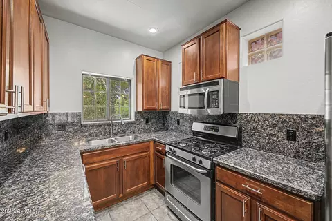 Kitchen - 3434 E Avalon Dr, Phoenix, AZ 85018 photo 1 of 3