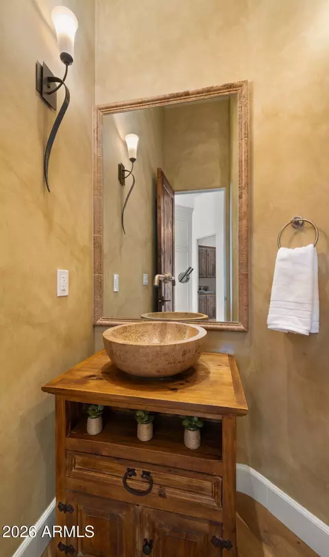Bath - 8407 E View Crest Cir, Mesa, AZ 85207 photo 1 of 7
