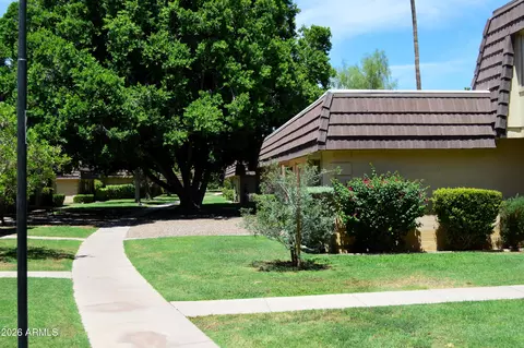 Exterior - 1609 E Malibu Dr, Tempe, AZ 85282 photo 2 of 3