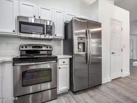 Kitchen - 4605 E Scott Ave, Gilbert, AZ 85234 photo 7 of 9