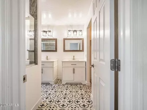 Bath - 4605 E Scott Ave, Gilbert, AZ 85234 photo 1 of 6