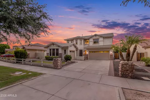 3832 E Old Stone Cir N, Chandler, AZ 85249