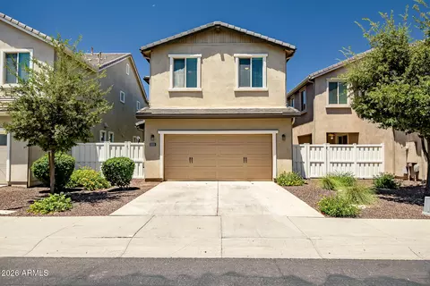 Exterior - 2252 S Basmath Ln, Gilbert, AZ 85295 photo 9 of 9