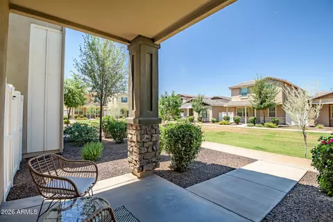 Exterior - 2252 S Basmath Ln, Gilbert, AZ 85295 photo 3 of 9