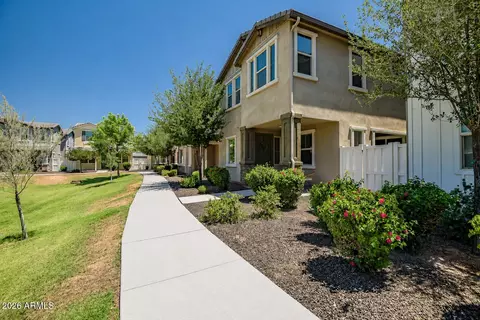 2252 S Basmath Ln, Gilbert, AZ 85295